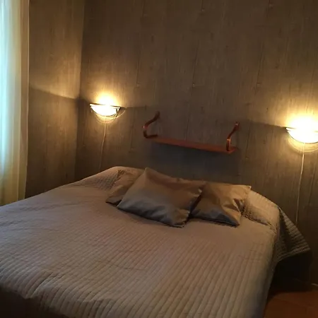 Mokki Ketunlenkki Hotel *